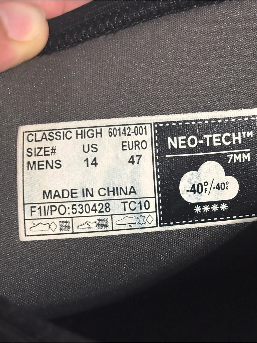 BOG CLASSIC HIGH WATERPROOF NEO TECH BLACK SIZE 14  MENS